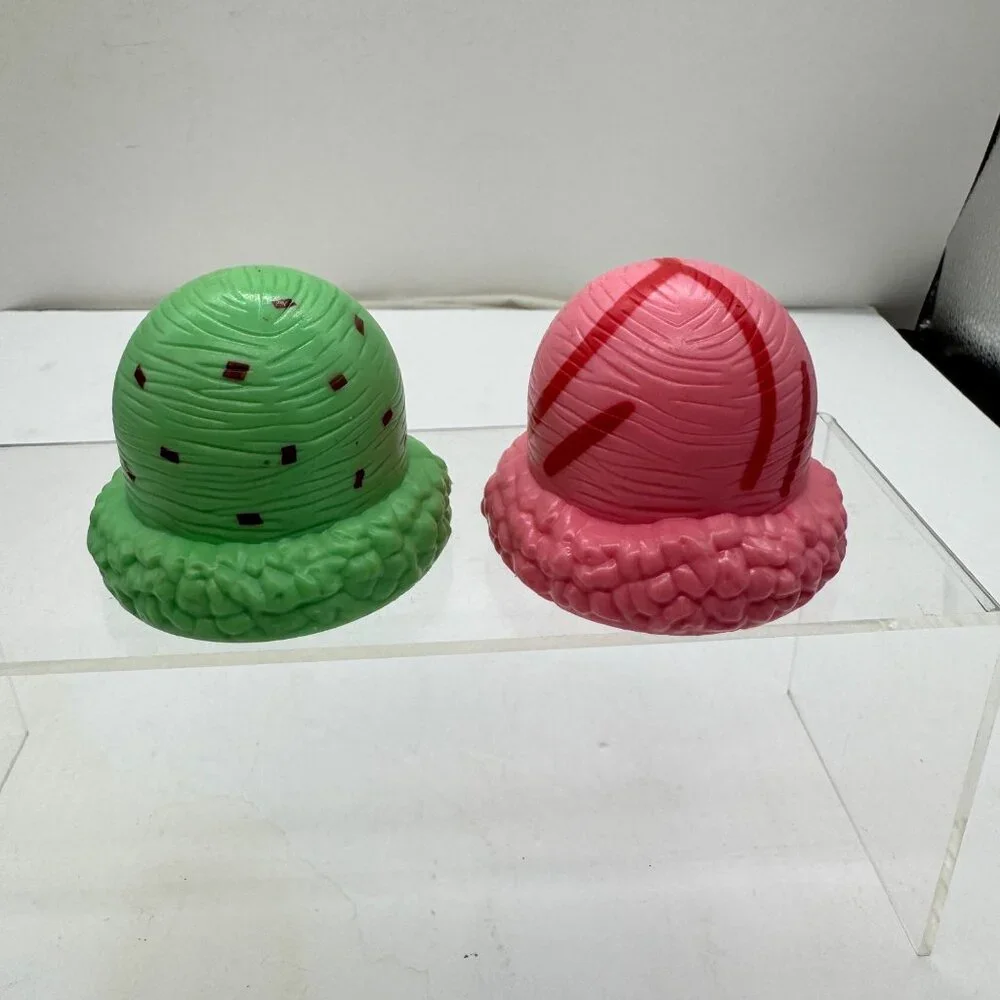 Melissa & Doug Magnetic Strawberry and Mint Ice Cream Scoop Ice Cream Playset‎